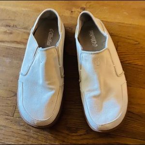 Okulai Nohea cream canvas shoe, size 8